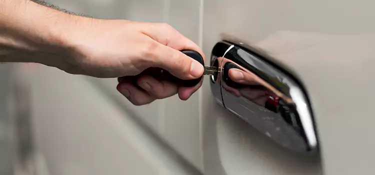 Why Choose Our Auto Locksmith Team in Danbury, CT?
